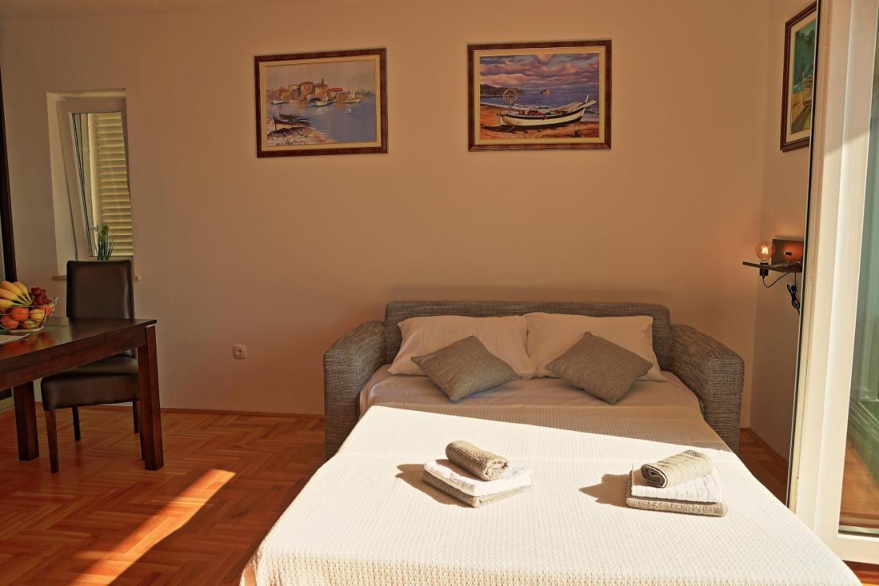Studio Apartman Luka Senj  Extérieur photo